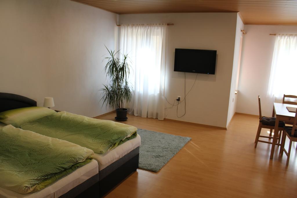Apartman V Dobre Lokalite Brno Luaran gambar